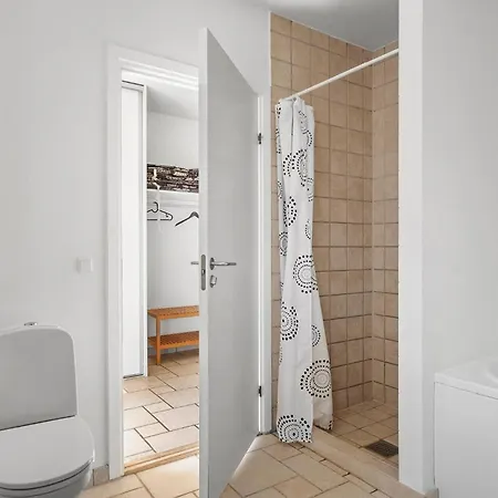 3 Bedroom In Lägenhet *