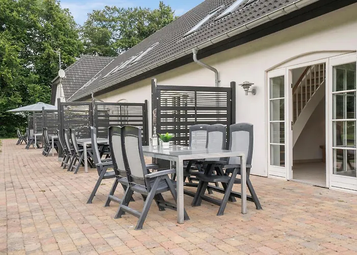 Apartment 3 Bedroom In