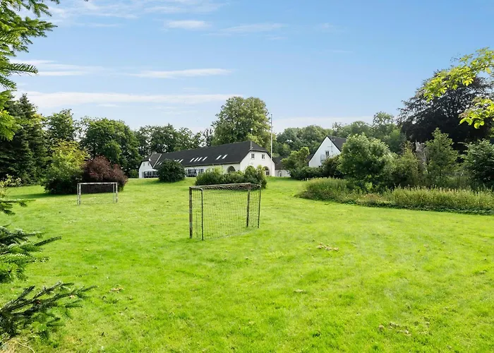 3 Bedroom In Apartment