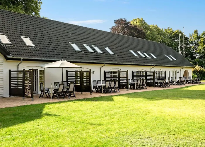 Apartment 3 Bedroom In